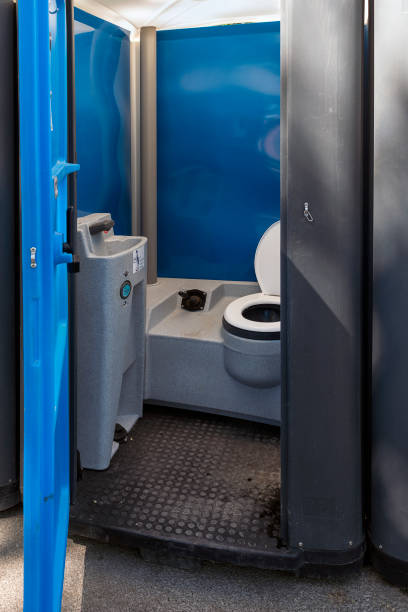 Best Portable restroom trailer rental  in Kentwood, LA